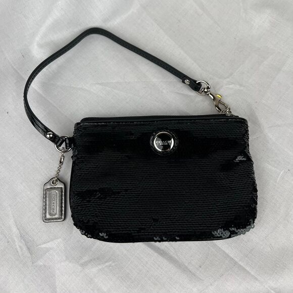 Cute Black sequin Coach Wristlet Mini Purse With Silver Hardware - Picture 2 of 6